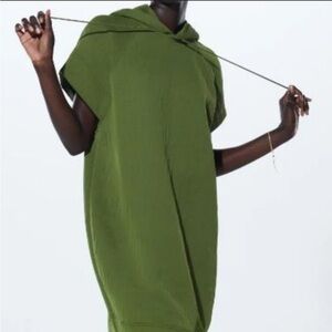 YITTY Olive Backless Hoodie Dress